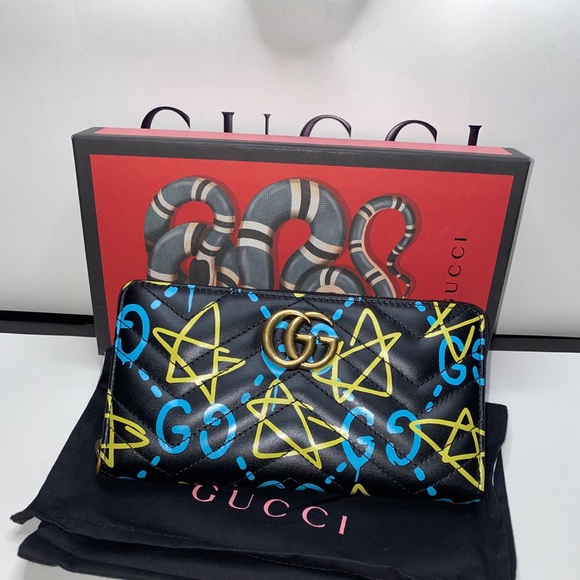 Authentic Gucci GG marmot wallet - Picture 1 of 6